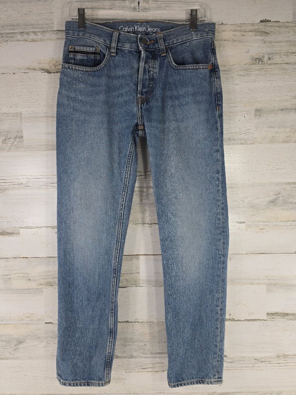 Calvin Klein Jeans medium-wash straight-leg jeans MEN'S SIZE 29x28 SHORT INSEAM.